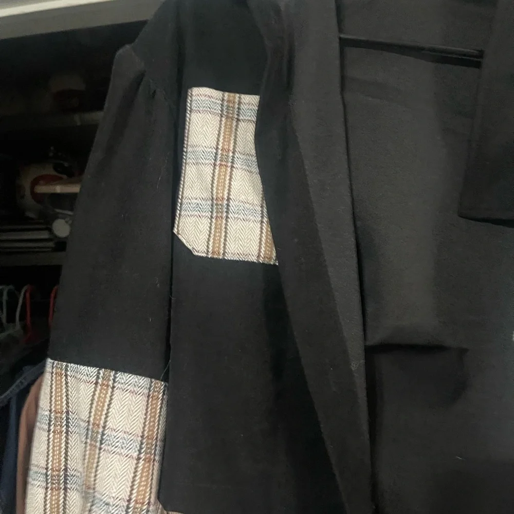 shacket - Picture 3 of 3